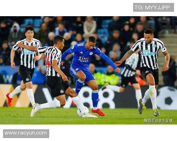 吴姓足球明星的崛起与成就解析以及他们对中国足球的影响 吴姓足球明星的崛起与成就解析以及他们对中国足球的影响