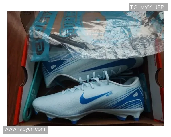 女生必备足球明星鞋子推荐时尚与舒适兼具的完美选择